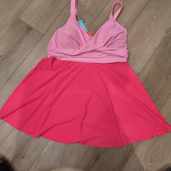 Other - Womens 18 Pink Swim Dress Tankini Boy Shorts Tummy Control Barbiecore Preppy